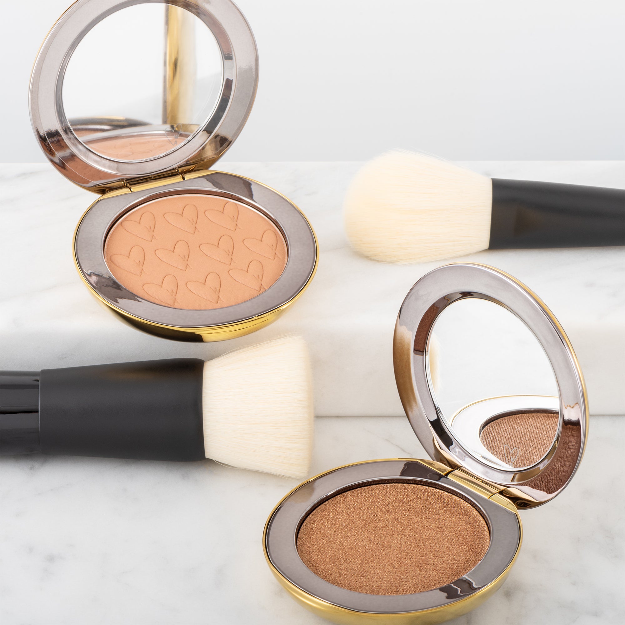 Powder Brush - The Lake Forest Shop