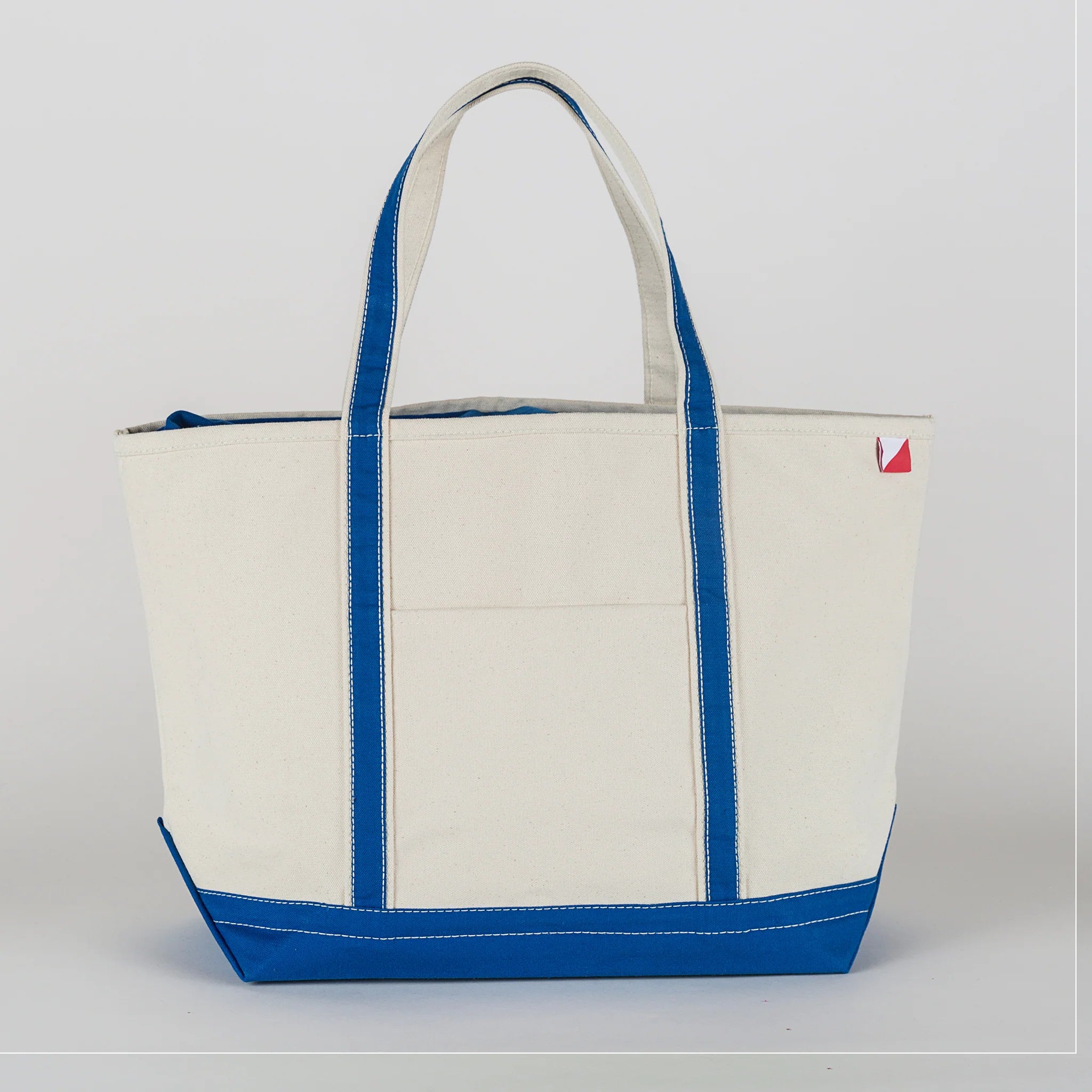 Classic Tote - The Lake Forest Shop