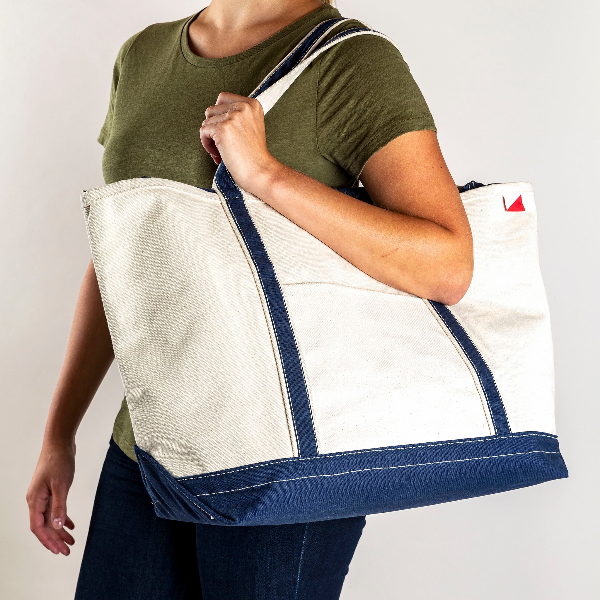 Classic Tote - The Lake Forest Shop