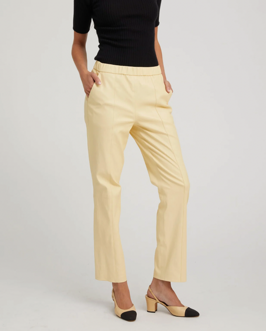 Straight leg w/pintucks leather pant