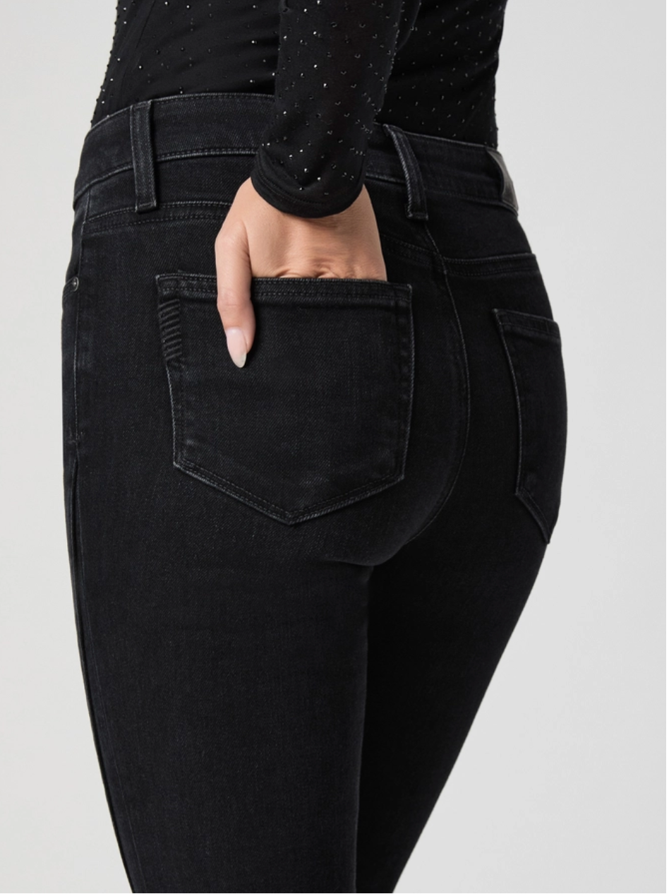 High Rise Laurel Canyon 32" w/Twisted Seam Jean
