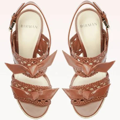 Clarita Tresse Wedge