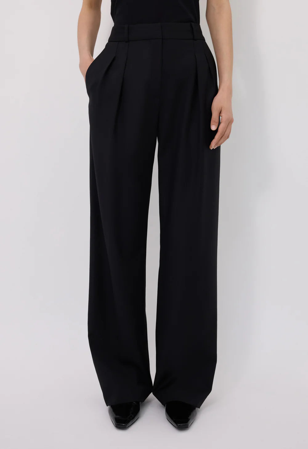 Sero LDS Straight Leg Pant