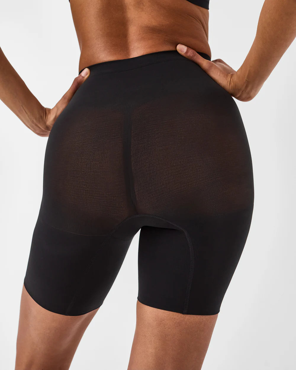 Spanxsculpt Mid Thigh Short