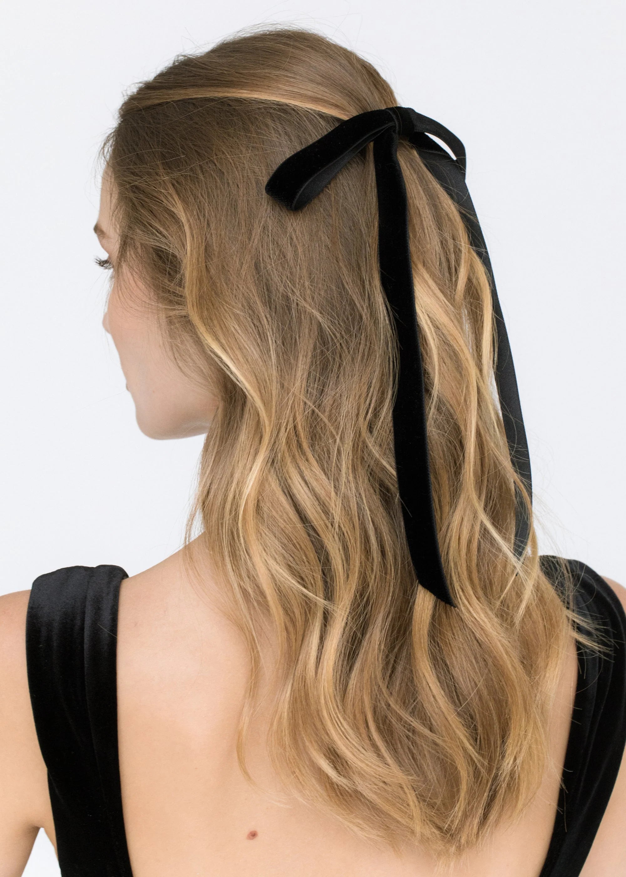 Aida Velvet Bow - The Lake Forest Shop