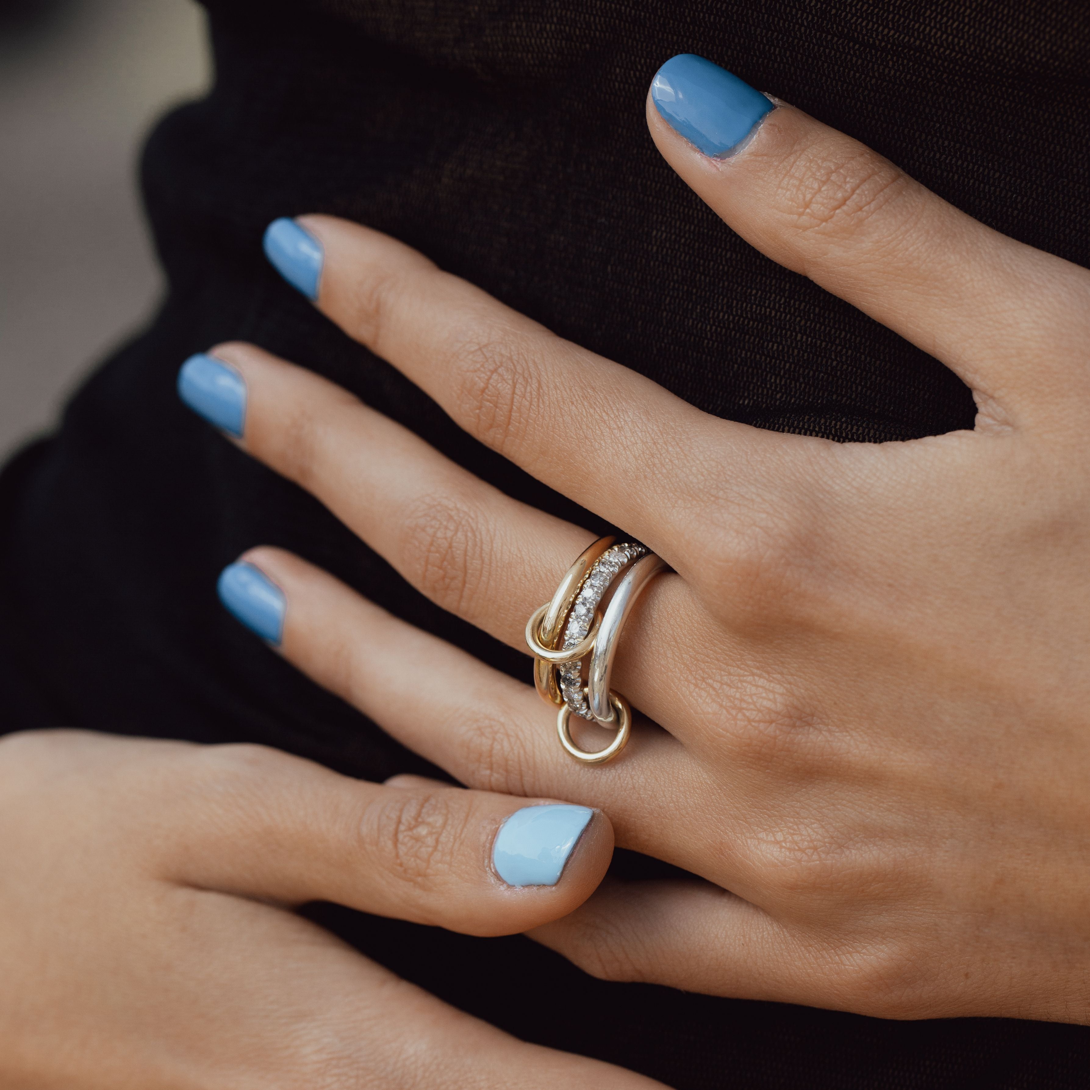Taurus SG Gris Ring - The Lake Forest Shop
