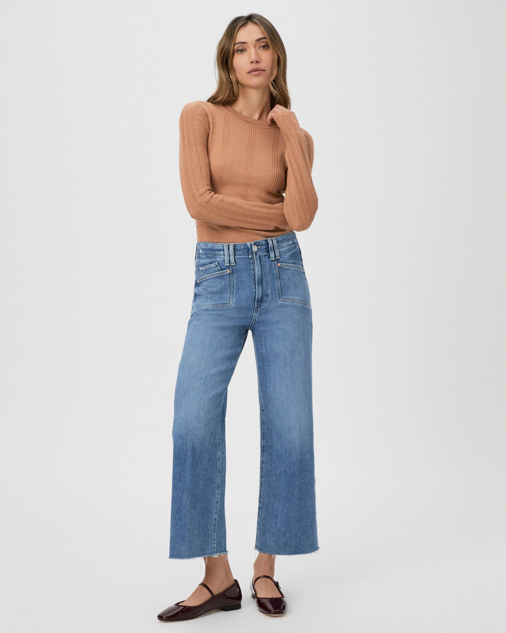 Anessa jean w/set in pockets & raw hem