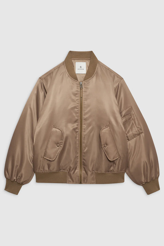 Leon Bomber