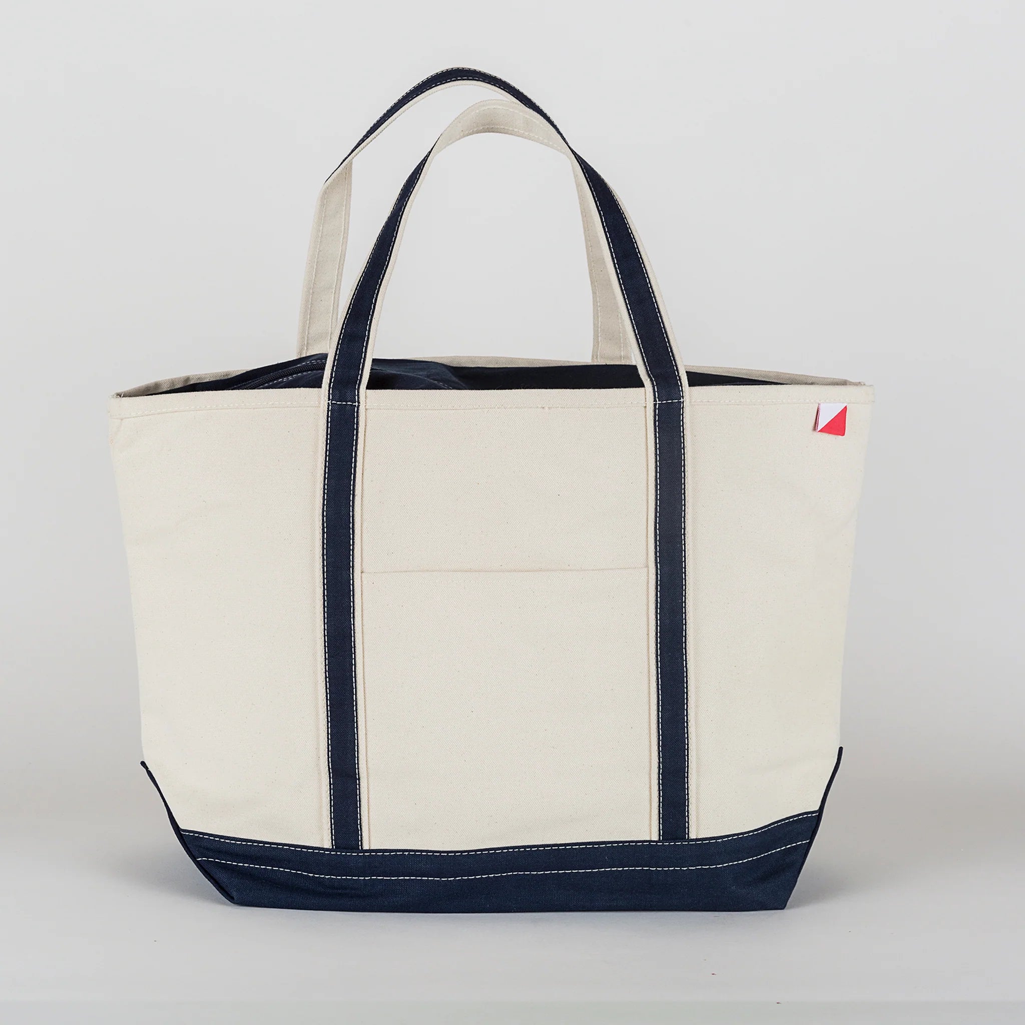 Classic Tote - The Lake Forest Shop