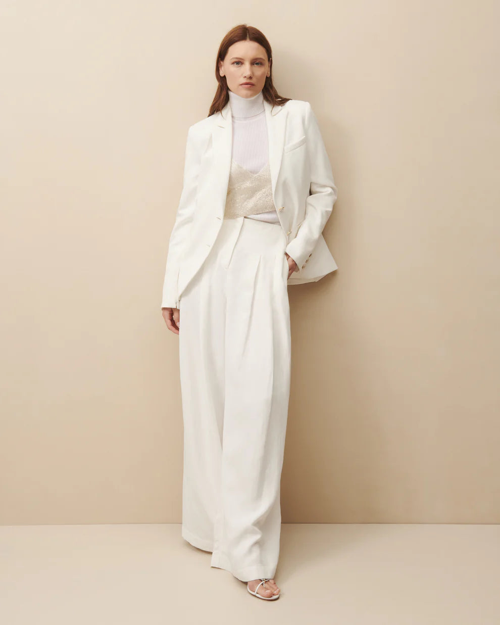 White Boyfriend Blazer in Coated Viscose Linen