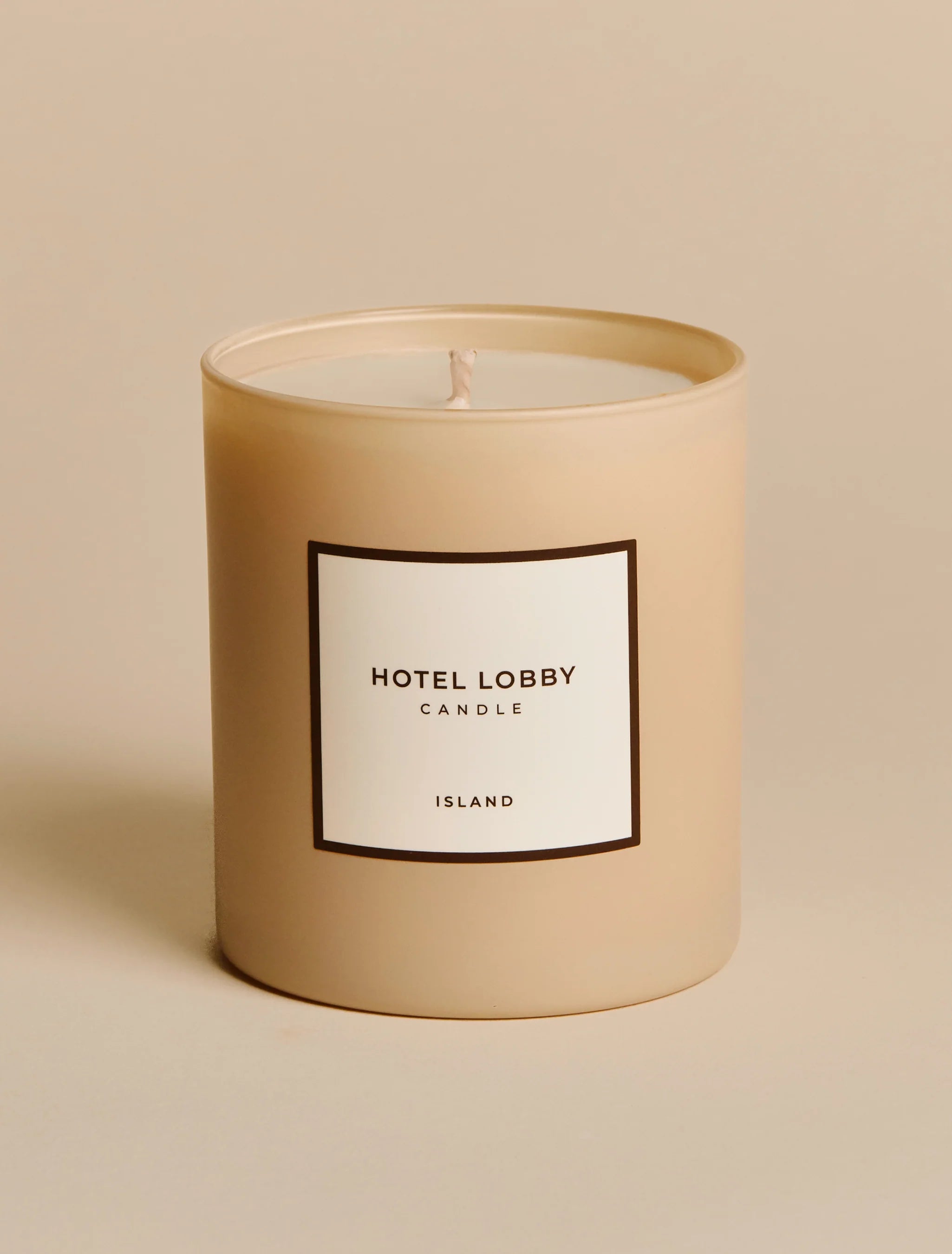 Hotel Lobby Candle - The Lake Forest Shop