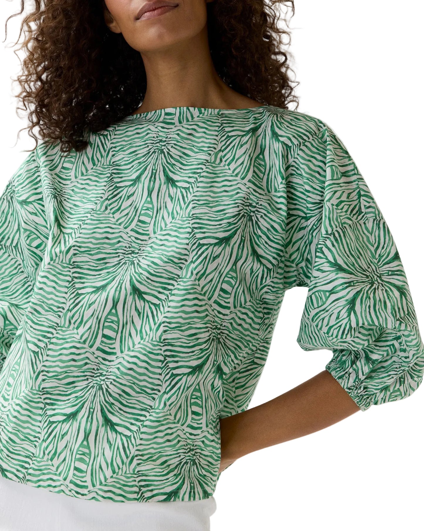 Elora Volume Top
