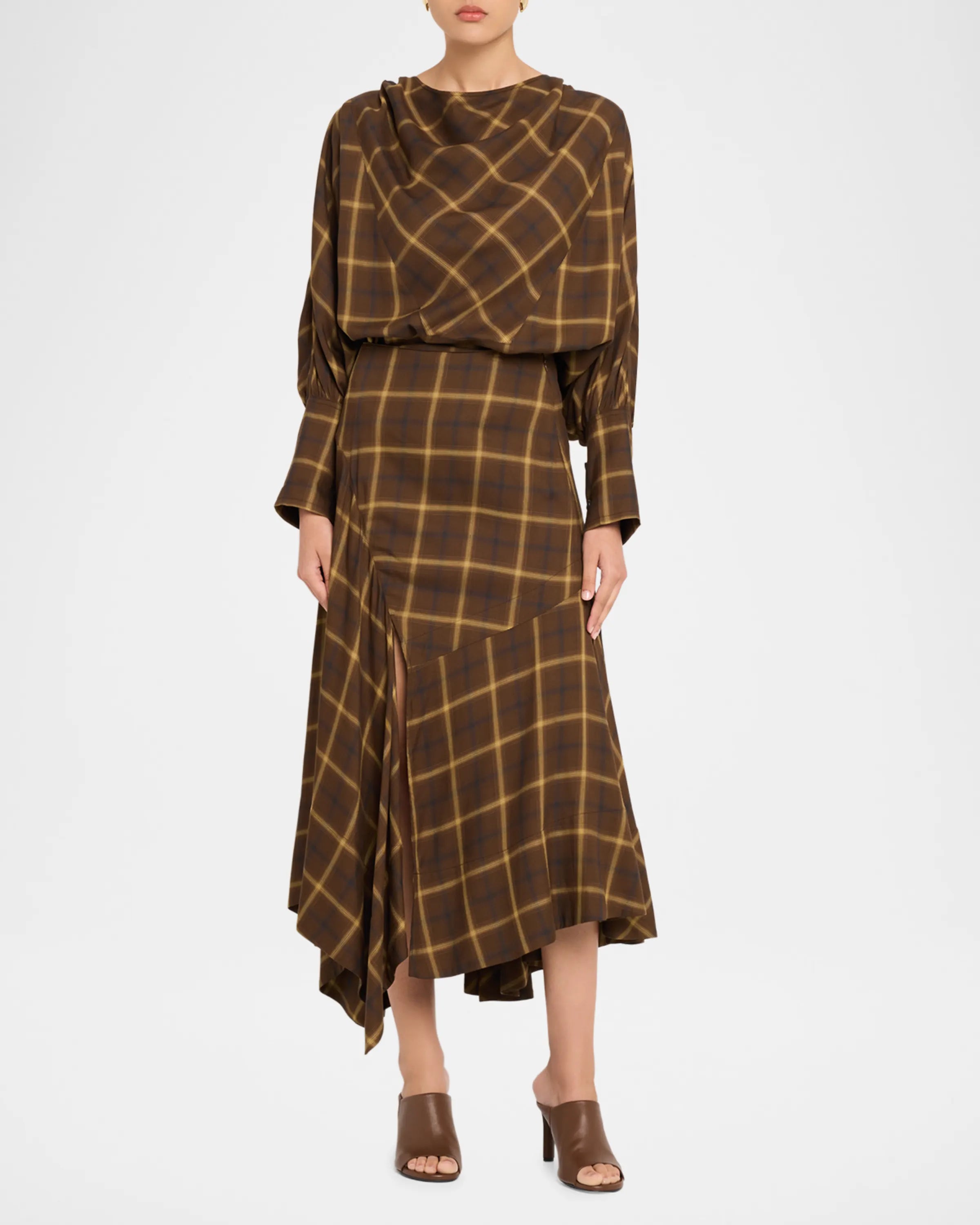 Slash Medium Volume Skirt
